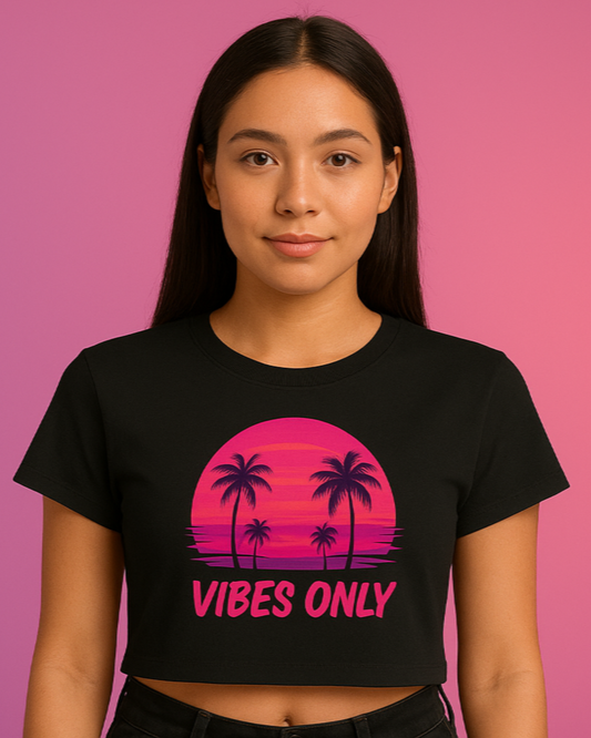 GOVENO UNMATCHED: VIBES ONLY WOMEN SHORT T-SHIRT